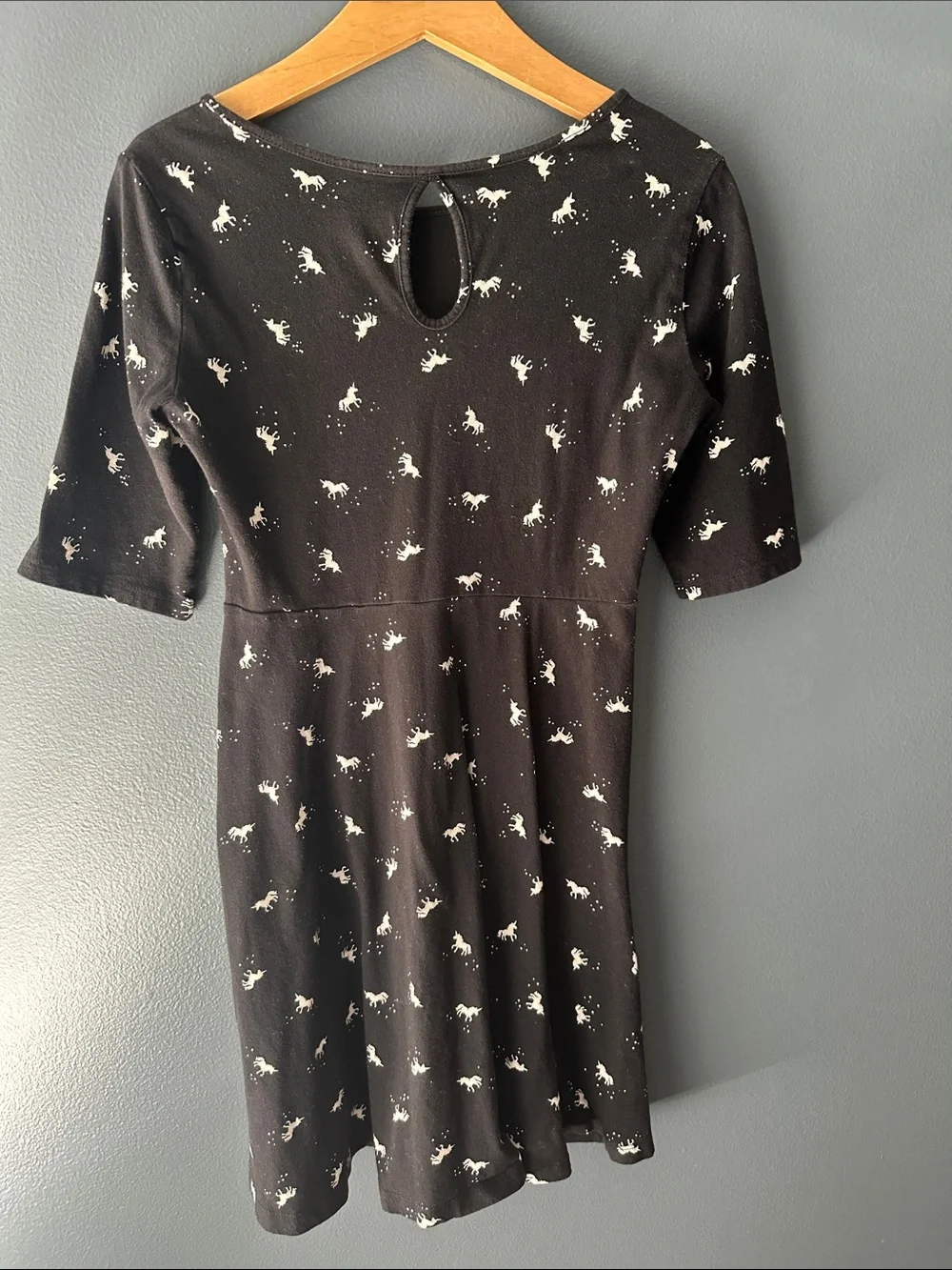 🦄 OLD NAVY girls dress black white unicorns short sleeved dress size large 10-12